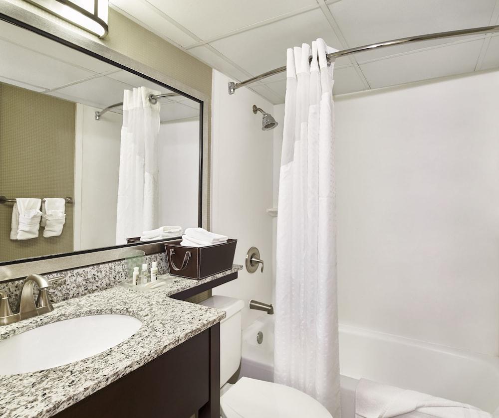 Holiday Inn Alexandria At Carlyle By Ihg Eksteriør billede