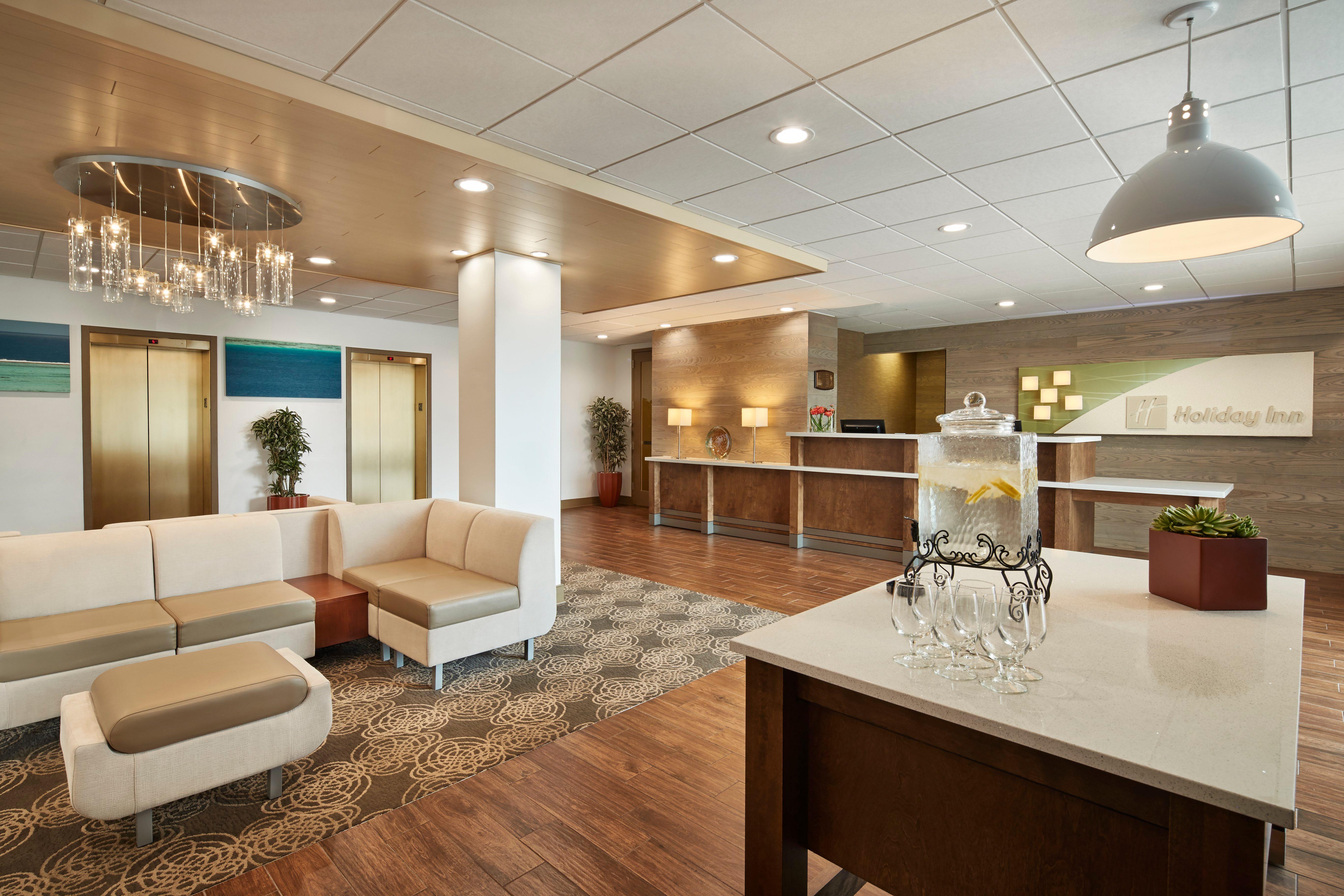 Holiday Inn Alexandria At Carlyle By Ihg Eksteriør billede