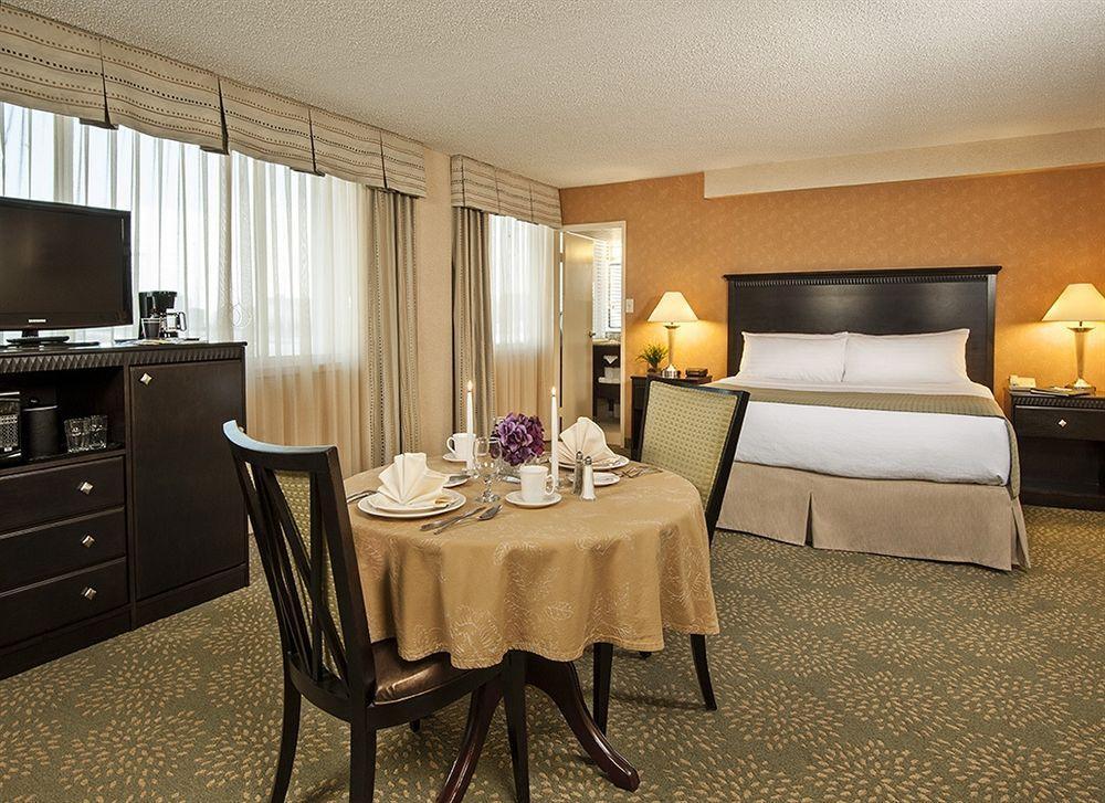 Holiday Inn Alexandria At Carlyle By Ihg Eksteriør billede